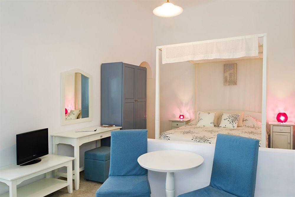 Nonis Apartments Фира Екстериор снимка